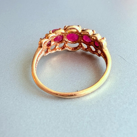 Estate 10K Solid Gold 1.6 TCW Natural Ruby 5Stone Channel Set Ring JCM Mauritius - Picture 7 of 11